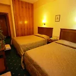 Elvetia 3* Karpenísion